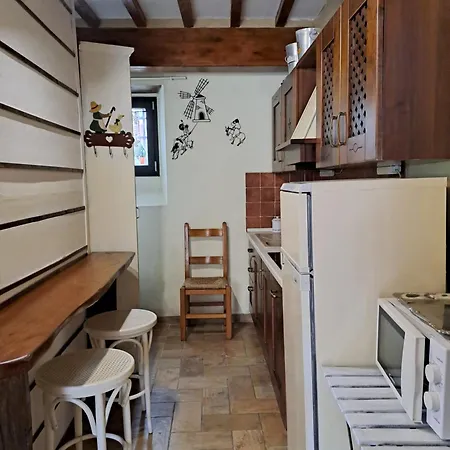 וילה Rustico La Tinaia Montigiano